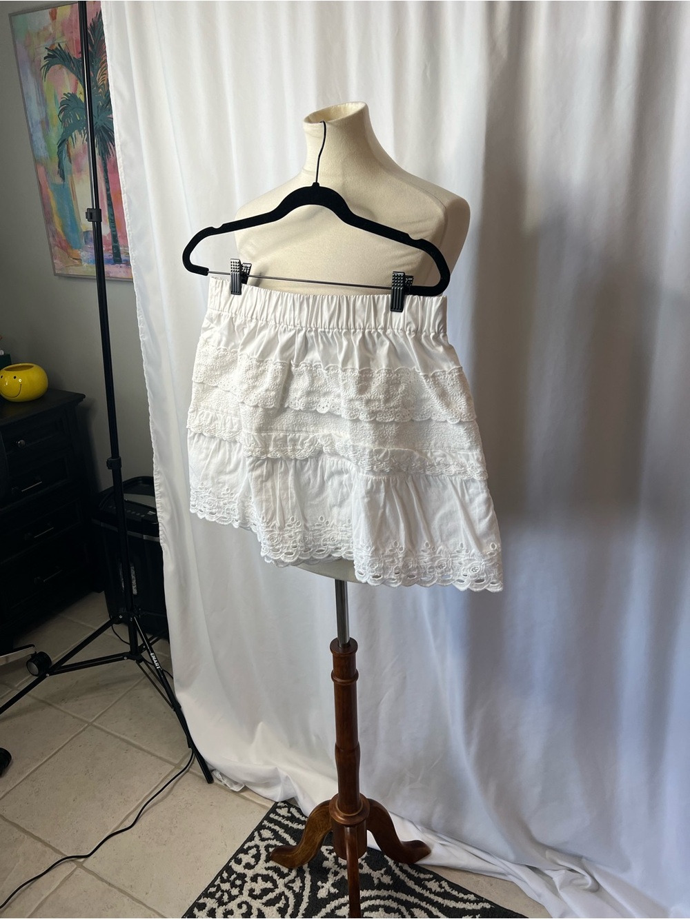 J.Crew White Eyelet Lace Tiered Mini Skirt Size 6 - Picture 2 of 7